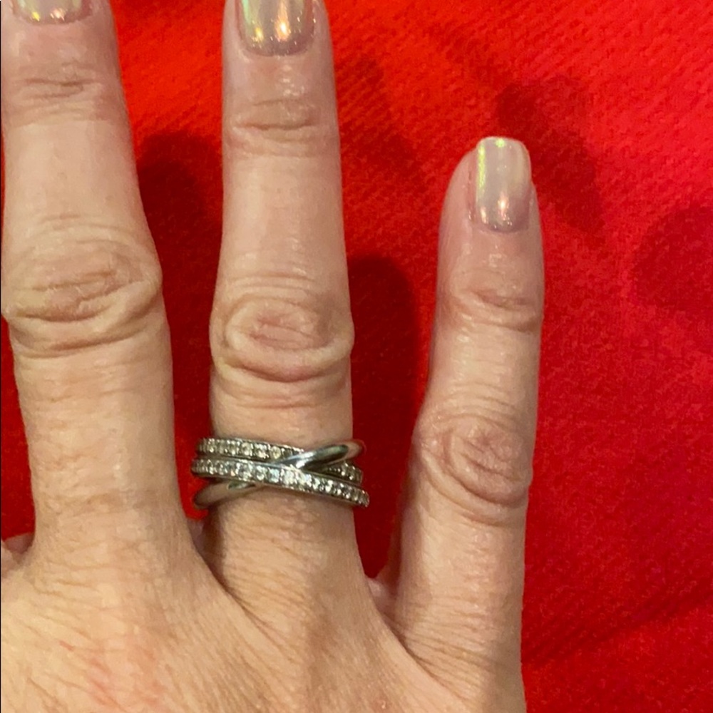 Sterling silver, Swarovski Crystal Crossover Ring